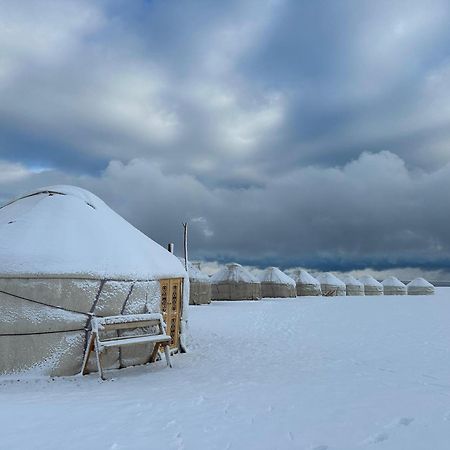 Yurt Camp Ali-Nur At Lake Song-Kol Юрточный Лагерь Али-Нур Озеро Сон-Куль Сон-Куль Кыргызстан Нарын Kyrgyzstan Naryn 외부 사진