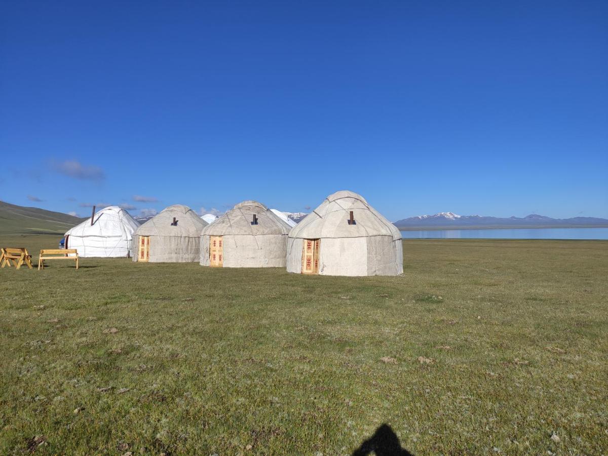 Yurt Camp Ali-Nur At Lake Song-Kol Юрточный Лагерь Али-Нур Озеро Сон-Куль Сон-Куль Кыргызстан Нарын Kyrgyzstan Naryn 외부 사진