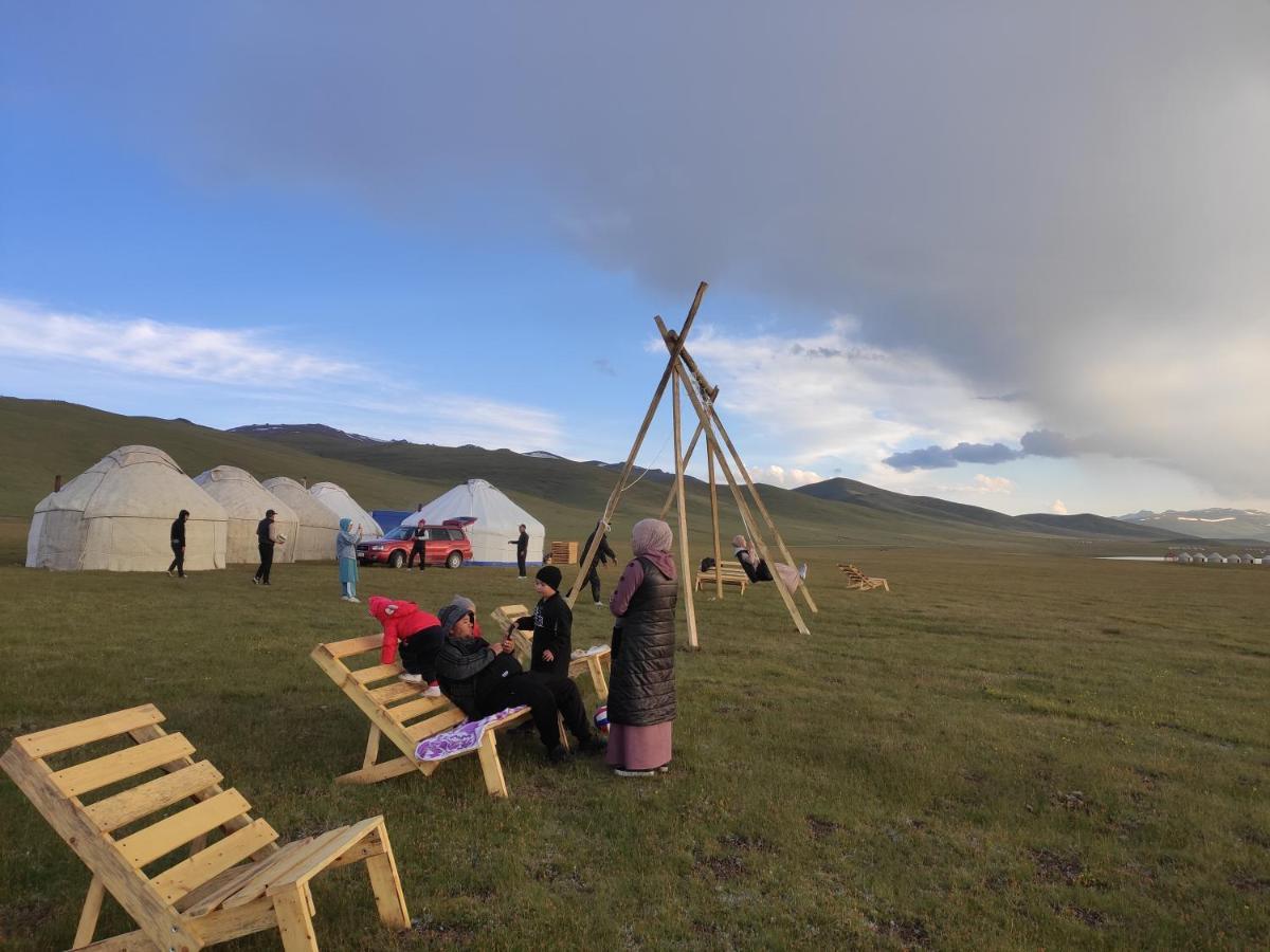 Yurt Camp Ali-Nur At Lake Song-Kol Юрточный Лагерь Али-Нур Озеро Сон-Куль Сон-Куль Кыргызстан Нарын Kyrgyzstan Naryn 외부 사진