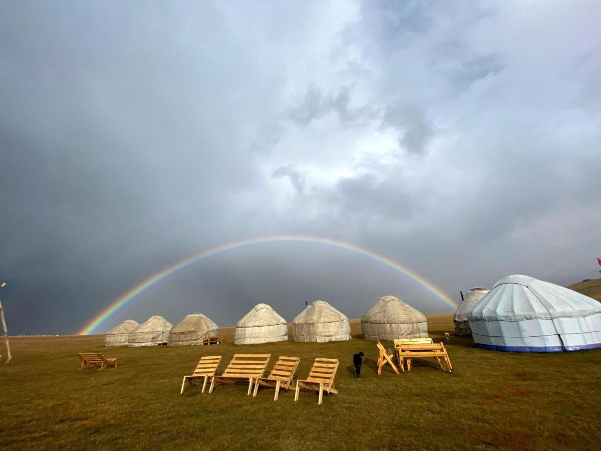 Yurt Camp Ali-Nur At Lake Song-Kol Юрточный Лагерь Али-Нур Озеро Сон-Куль Сон-Куль Кыргызстан Нарын Kyrgyzstan Naryn 외부 사진