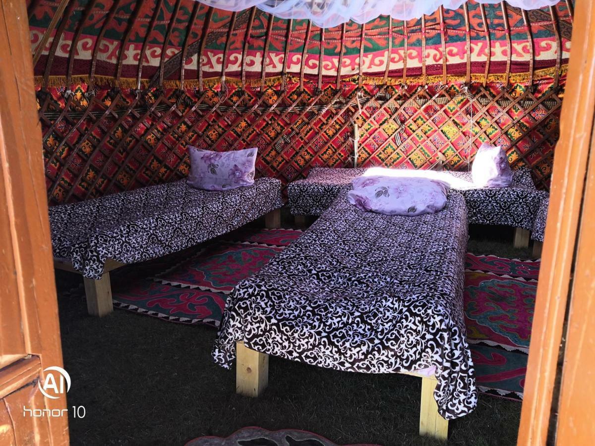Yurt Camp Ali-Nur At Lake Song-Kol Юрточный Лагерь Али-Нур Озеро Сон-Куль Сон-Куль Кыргызстан Нарын Kyrgyzstan Naryn 외부 사진